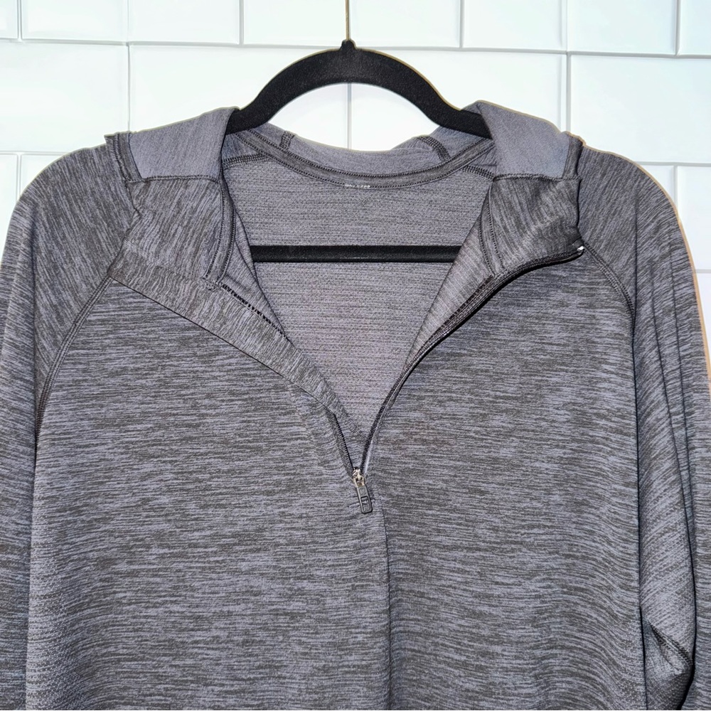 LULULEMON RUNNING METAL VENT TECH QUARTER ZIP MEN- LARGE